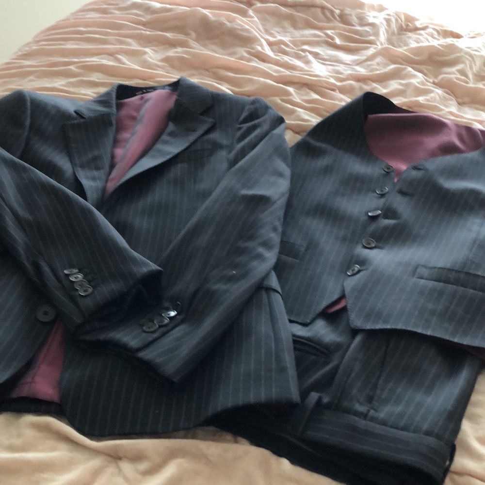 Men’s Armani Collezioni  Su Misura Custom 3 Piece Suit BlackW/White Pinstriped